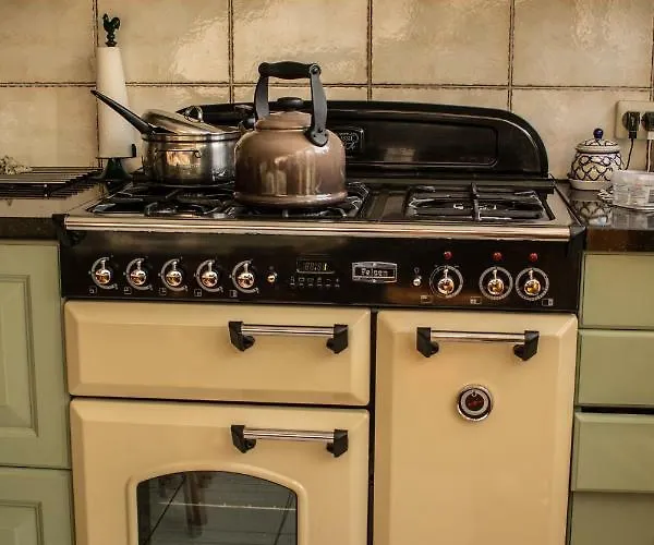 Alojamento de Acomodação e Pequeno-almoço Aan Het Park Eindhoven