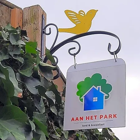 Aan Het Park Bed & Breakfast 3*