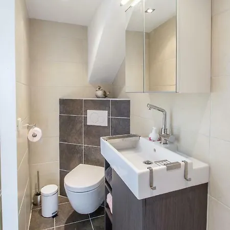 Bed and Breakfast Aan Het Park 3*