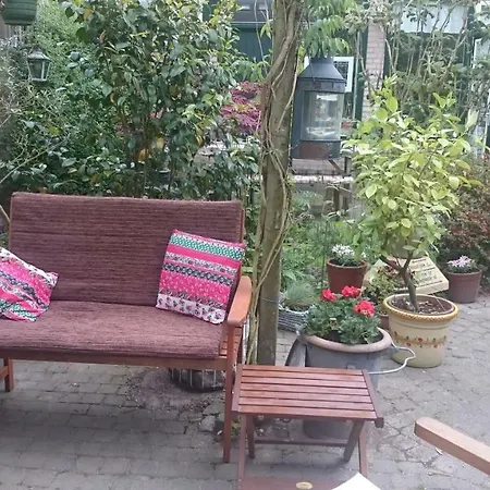 Aan Het Park Bed and Breakfast 3*