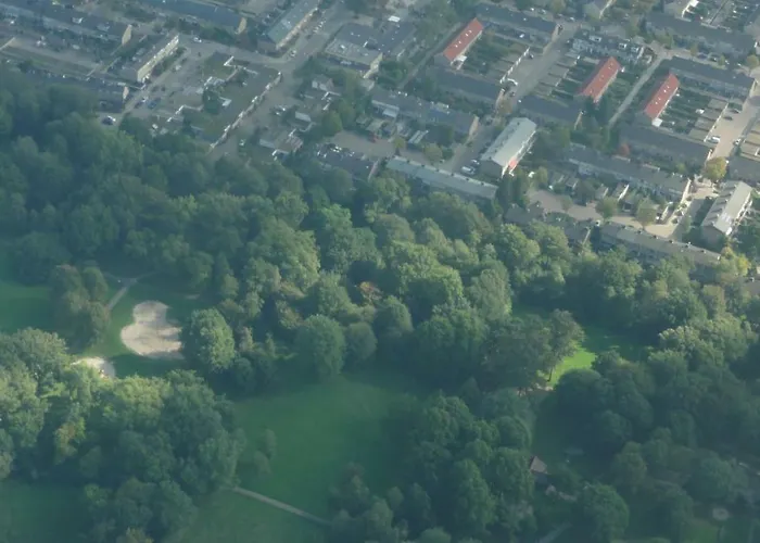 Aan Het Park Bed & Breakfast